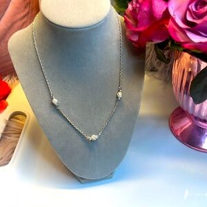 SWAROVSKI 🦢 CRYSTAL CLUSTER BALL VINTAHE NECKLACE